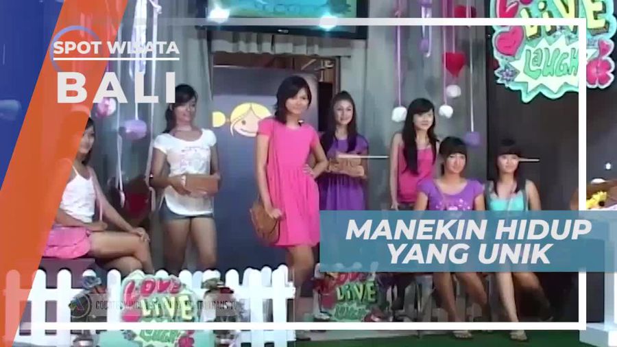 Toko Unik Dengan Manekin yang Hidup, Bali