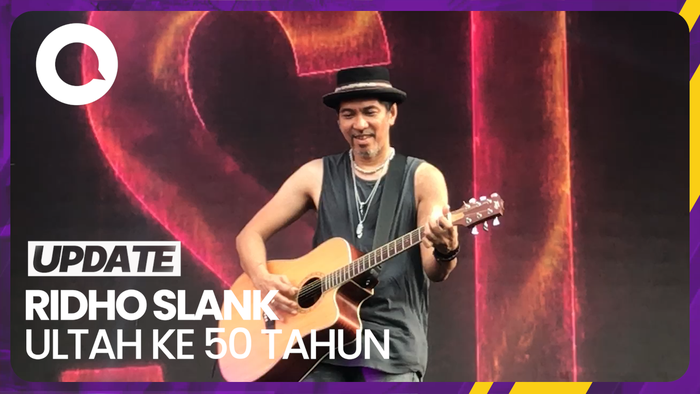 Momen Ridho Slank Dapat Kejutan Ultah di Panggung Synchronize 2023