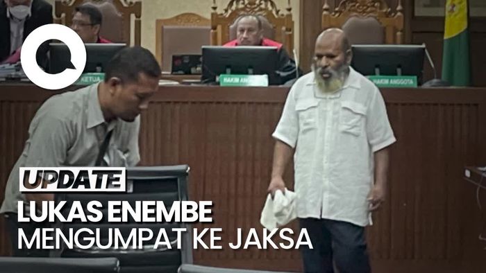 Ditanya soal Hotel Angkasa, Lukas Enembe Lontarkan Umpatan ke Jaksa