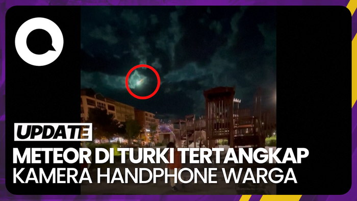 Penampakan Meteor yang Melesat di Atas Langit Turki