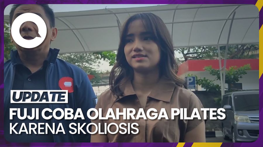 Fuji Ngaku Kesulitan Syuting karena Idap Skoliosis