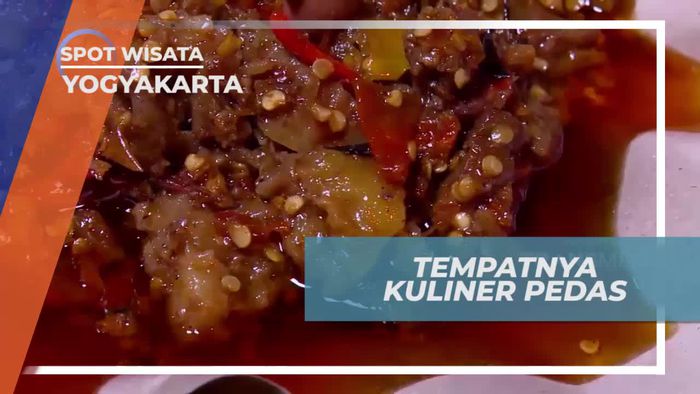 Mencicipi Sensasi Pedas Oseng-oseng Mercon Bu Narti Yogyakarta