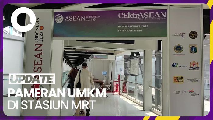 Melihat Produk UMKM CElebrASEAN 2023 di Stasiun MRT ASEAN