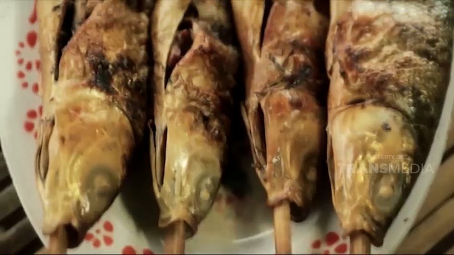 Menyantap Lezatnya Ikan Bolu, Kuliner Ikan Bakar Khas Berau, Maros