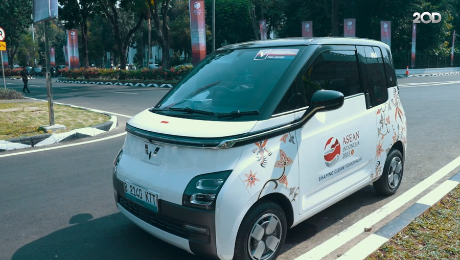 Mobil Ramah Lingkungan Wuling di KTT ke-43