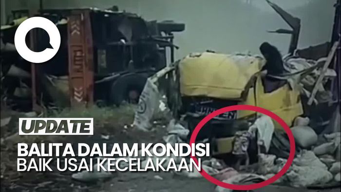 Kronologi Kecelakaan yang Viral Saat Balita Keluar dari Truk Ringsek