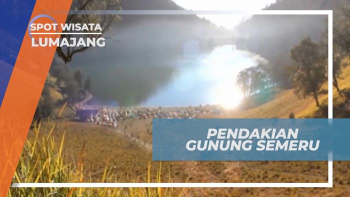 Mendaki Keindahan Alam Gunung Tertinggi di Pulau Jawa yang Memukau, Lumajang