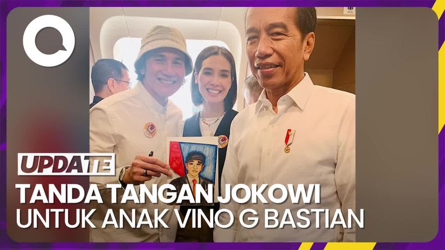 Potret Jokowi Tanda Tangani Lukisan Anak Vino G Bastian