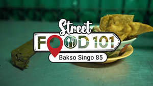 Bakso Singo 85, Nikmatnya Nge-Bakso Malang dengan Lontong