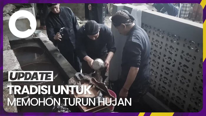 Warga Colo Kudus Gelar Guyang Cekathak, Memohon Turun Hujan