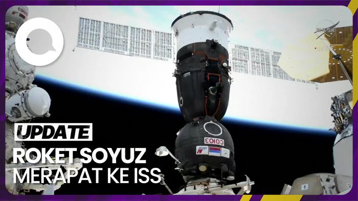 Momen Roket Soyuz Rusia Merapat ke ISS