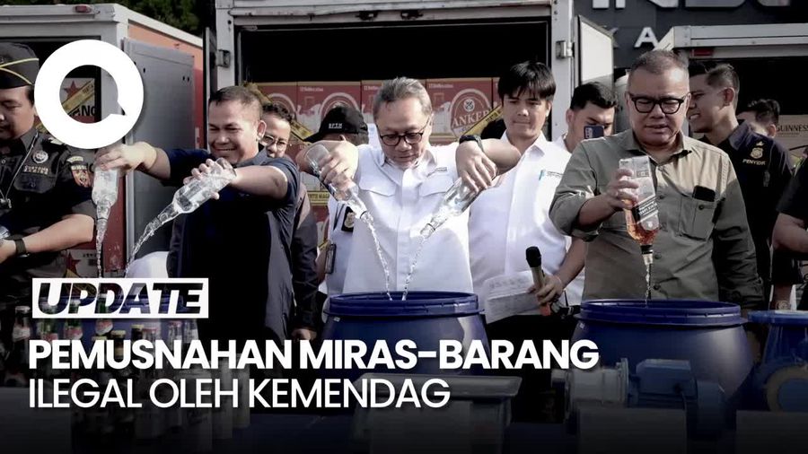 Mendag Musnahkan Miras-Barang Ilegal di Makassar Senilai Rp 7 M