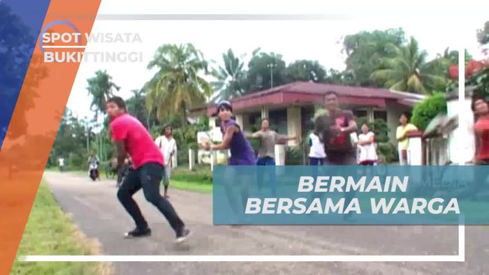 Adu Kebolehan Memacu Itik Bersama Warga Bukittinggi