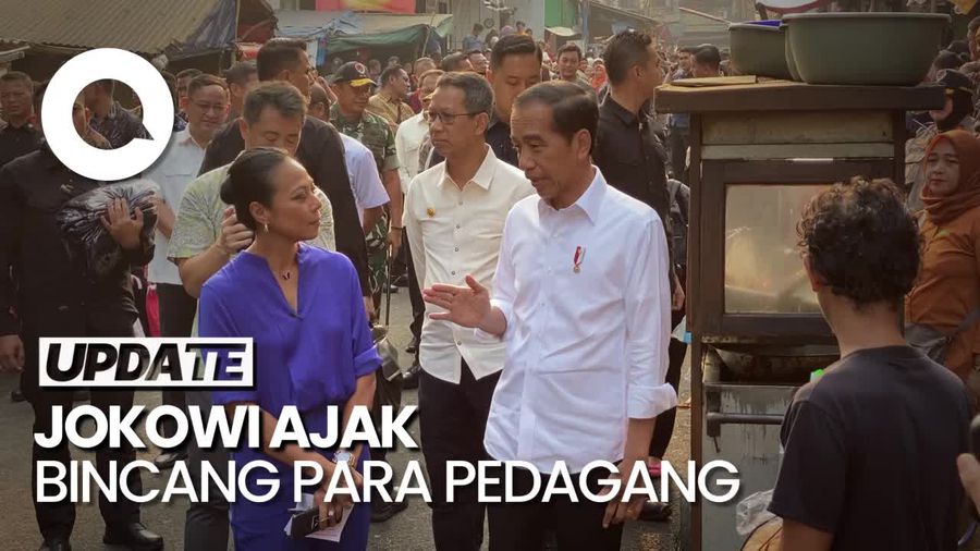 Tinjau Pasar Jatinegara, Jokowi Disambut Riuh Warga