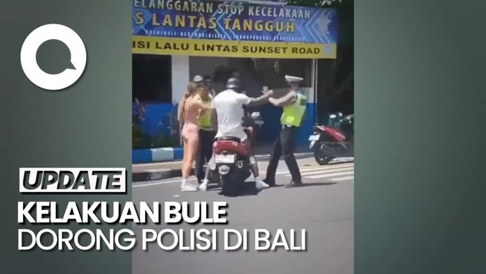Momen Wisatawan Bule Dorong Polisi saat Ditilang di Jalan Sunset Road Bali