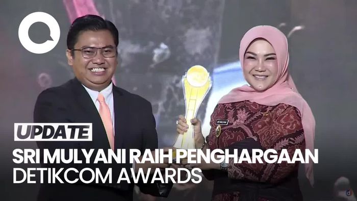 Bupati Klaten Sri Mulyani Dianugerahi Tokoh Perempuan Inovatif