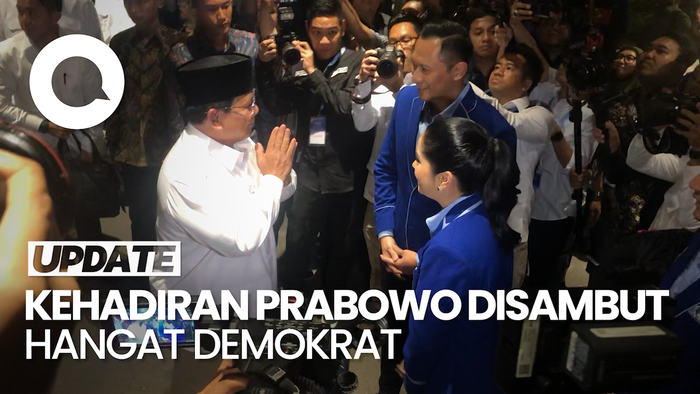 Hadiri Rapimnas Demokrat, Prabowo Disambut AHY-Ibas