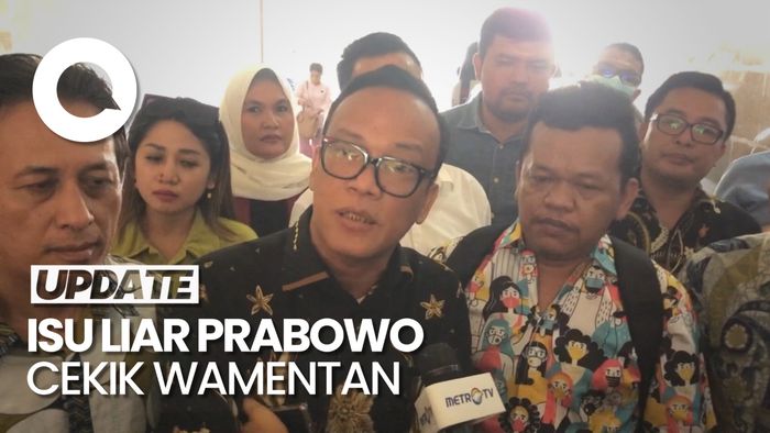 Relawan Duga Hasto Aktor Intelektual di Balik Isu Prabowo Cekik Wamentan
