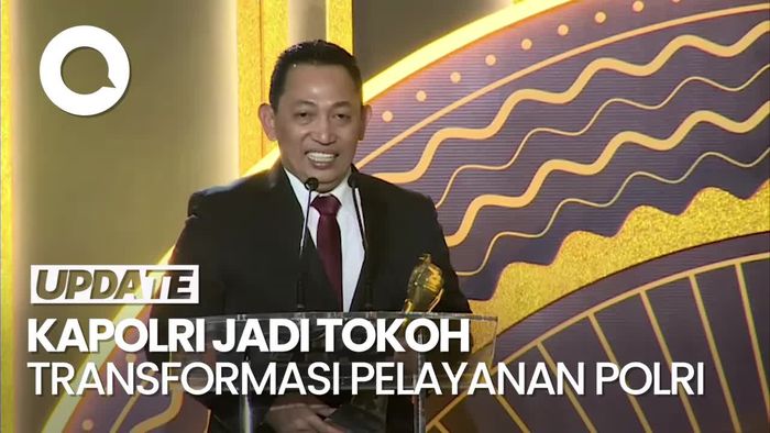 Kapolri Terima Penghargaan Tokoh Tranformasi Pelayanan detikcom Awards