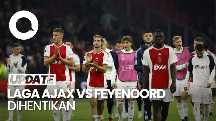 Detik-detik Fans Ajax Ricuh, Polisi Tembakkan Gas Air Mata