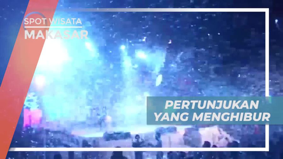 Pertunjukan Seni Gelembung Dengan Aneka Bentuk di Trans Studio Makassar
