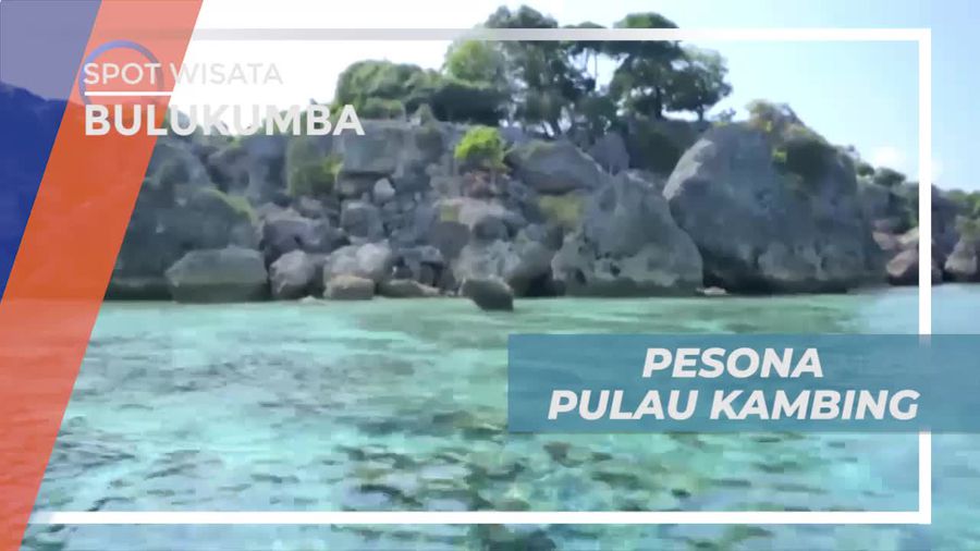 Menikmati Keindahan Gradasi Warna Air di Pantai Bira Bulukumba