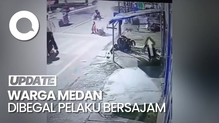 Detik-detik Warga Medan Dibegal Pelaku Bersajam, Motor Raib