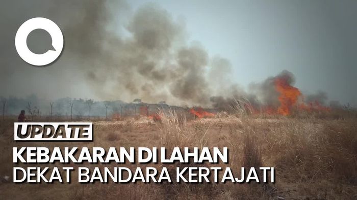 10 Hektare Lahan Kosong di Dekat Bandara Kertajati Terbakar 