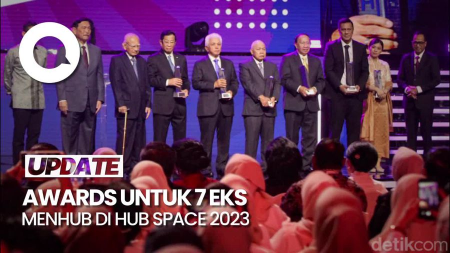 Sederet Eks Menhub Diberi Awards di Hub Space X KAI Expo 2023