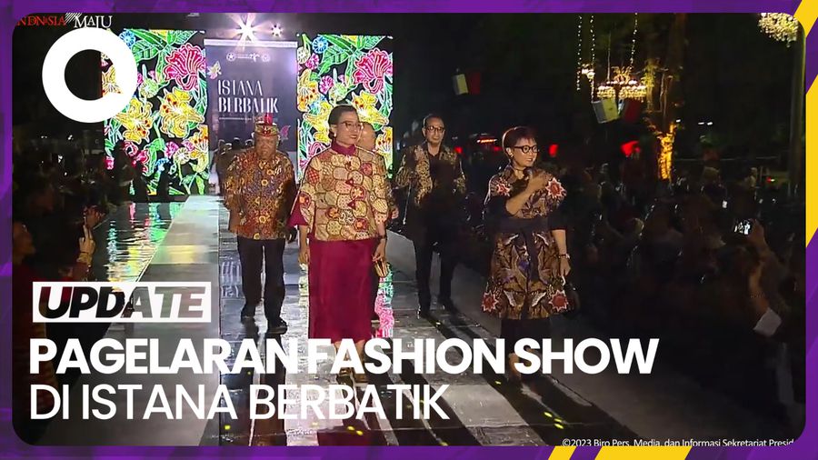 Aksi Para Artis-Menteri Jokowi catwalk di Istana Berbatik