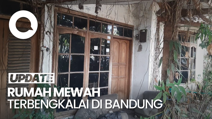 Nestapa Bu Guritno Huni Rumah Mewah Terbengkalai di Bandung