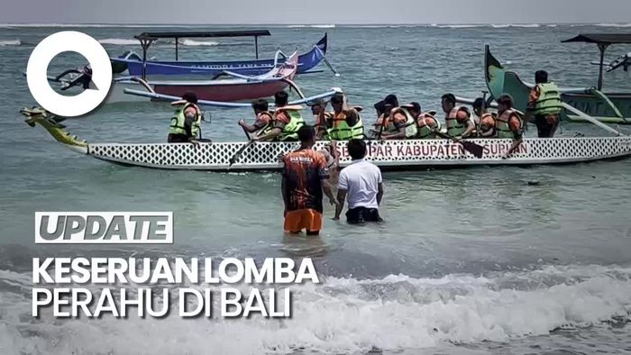 Melihat Keseruan Lomba Perahu Naga di Perairan Laut Bali