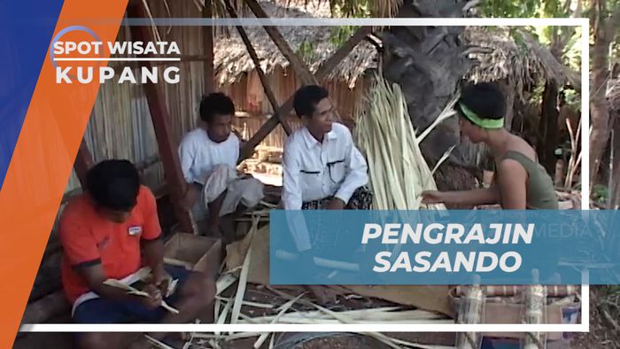 Mengunjungi Pengrajin Alat Musik Tradisional Sasando Khas Nusa Tenggara Timur, Kupang