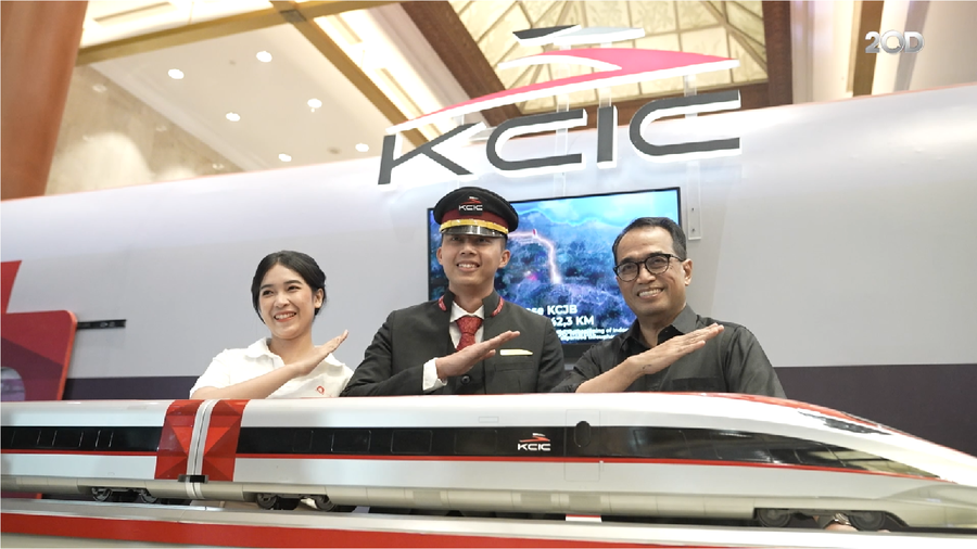 Rasakan Kereta Cepat Whoosh di Booth KCIC Hub Space 2023