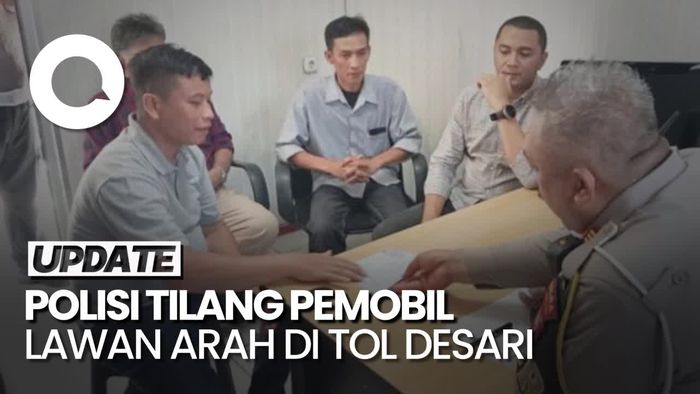 Konvoi Mobil Mewah Lawan Arah di Tol Desari Berakhir Ditilang Polisi