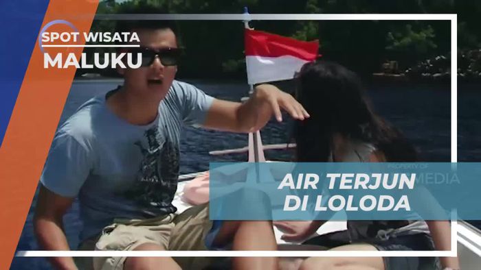 Sensasi Dingin Bermain di Air Terjun Loloda Maluku