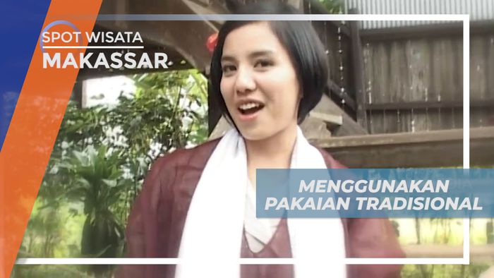 Belajar Menari Khas Desa Lombasana Lengkap Dengan Pakaian Tradisionalnya, Makassar