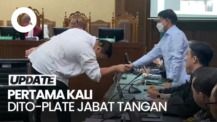 Momen Dito-Plate Bertemu dan Bersalaman Pertama Kalinya