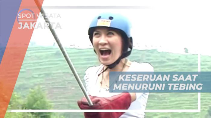 Sensasi Tegang Menuruni Tebing Dengan Seutas Tali, Semarang