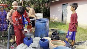 berbuatbaik.id Bareng Uncle Teebob Salurkan Bantuan untuk Banjir Karawang