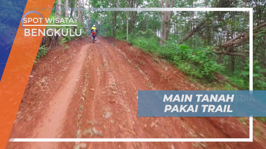 Perjalanan Panjang Melewati Trek Menantang Naik Motor Trail Menuju Bukit Angus, Bengkulu