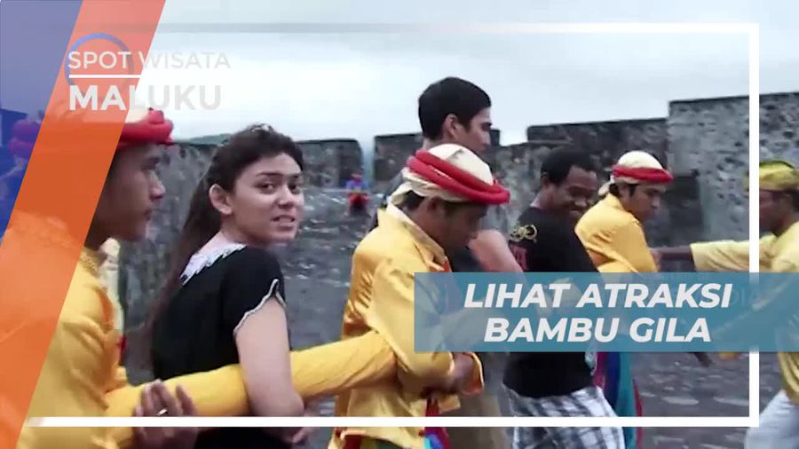 Melihat Dari Dekat Atraksi Bambu Gila di Ternate