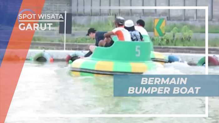 Tantangan Mencari Bola Dengan Wahana Bumper Boat, Garut