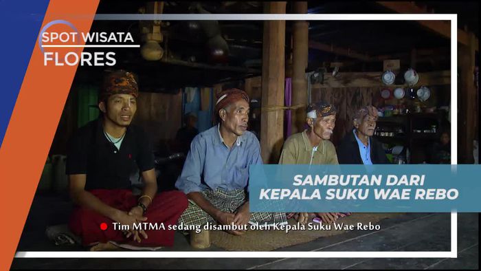 Sambutan Hangat Kepala Suku Wae Rebo Flores