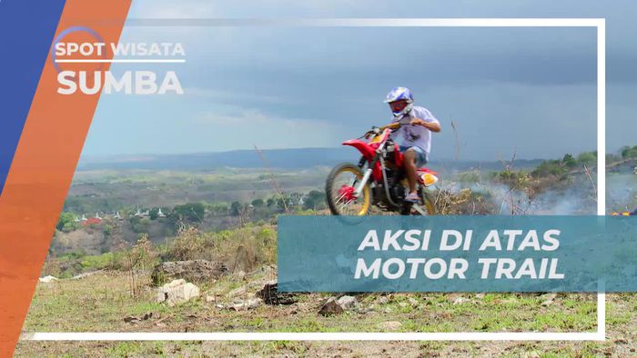 Melewati Medan Berbatu Bukit Lendongara Sumba 