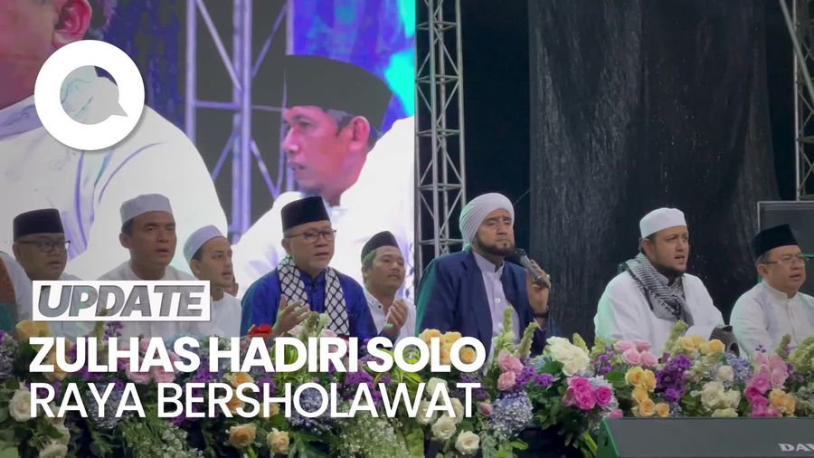 Zulkifli Hasan Beri Doa untuk Palestina di Solo Raya Bersholawat
