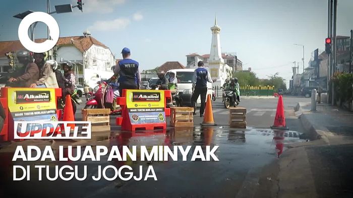 Muncul Luapan Minyak di Tugu Jogja, Dua Pemotor Jadi Korbannya