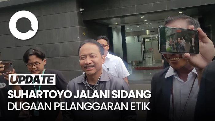 Setelah Saldi-Manahan, Kini Giliran Suhartoyo Jalani Sidang MKMK