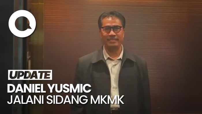 Daniel Yusmic Tiba di MK, Jalani Sidang MKMK terkait Dugaan Pelanggaran Etik