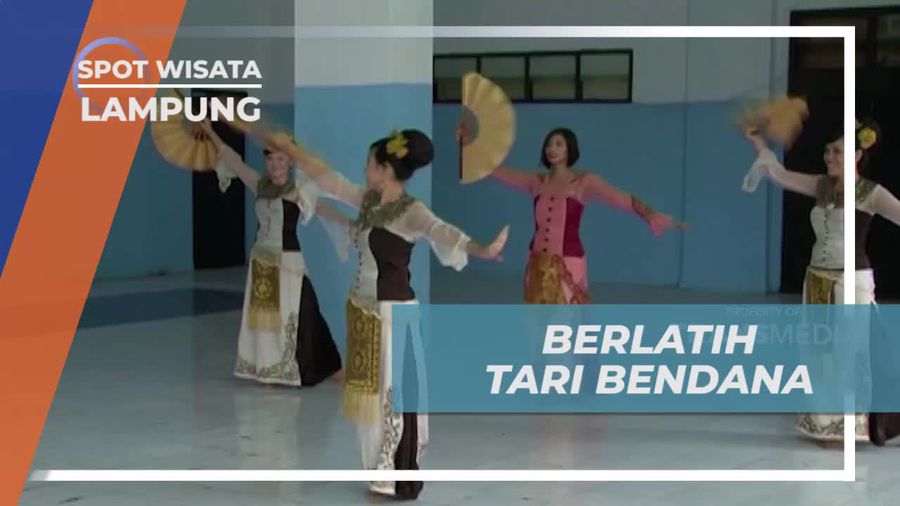 Berlatih Tari Bendana Bersama Ahlinya, Lampung